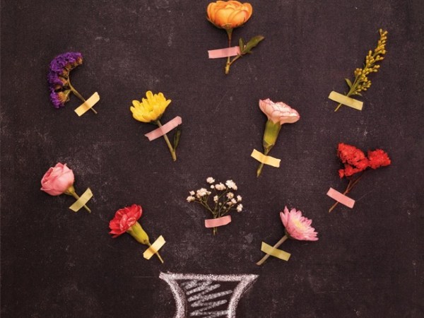 Una mano e un cuore in ascolto: L’appello di Alessandro D’Avenia