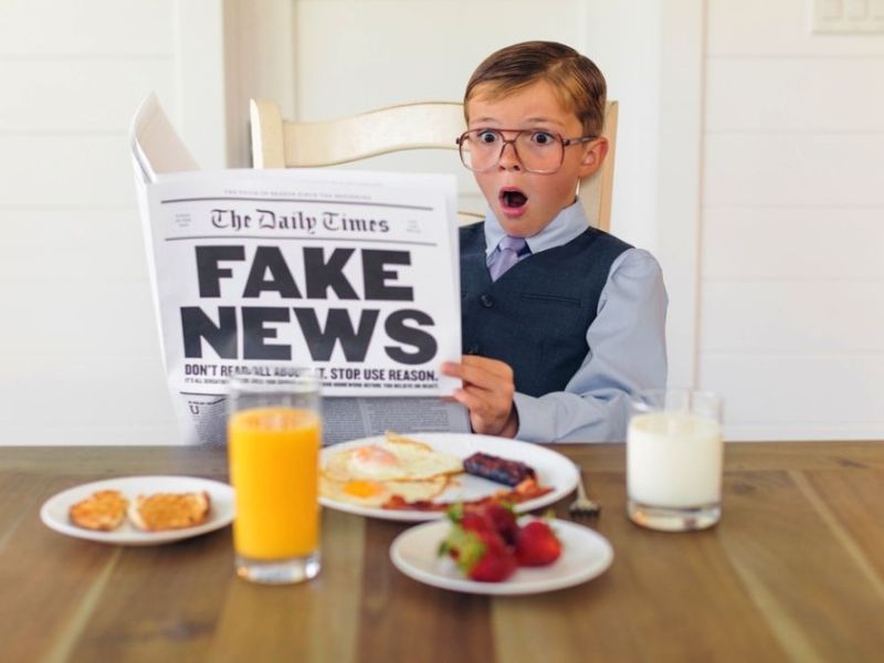 Oltre il confine: la gabbia del fake